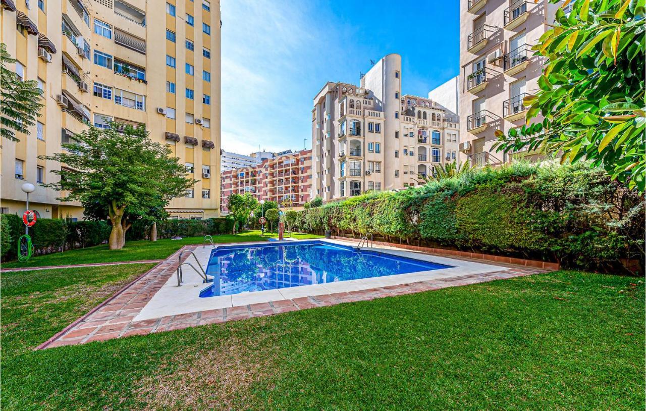 4 Bedroom Nice Apartment In Torremolinos Dış mekan fotoğraf